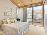 https://images.listonce.com.au/custom/160x/listings/21-cooloongatta-road-camberwell-vic-3124/425/00829425_img_04.jpg?6CSjvgZ4HS0
