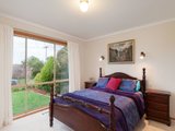 https://images.listonce.com.au/custom/160x/listings/21-cumberland-crescent-chirnside-park-vic-3116/972/01523972_img_08.jpg?Ahzj_ezrx7Q