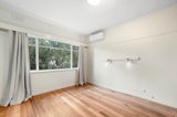 https://images.listonce.com.au/custom/160x/listings/21-donald-street-blackburn-south-vic-3130/627/01947627_img_09.jpg?KLBVuL4B8XM