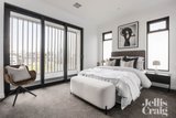 https://images.listonce.com.au/custom/160x/listings/21-duke-street-avondale-heights-vic-3034/339/01612339_img_07.jpg?lfWqXIono7w