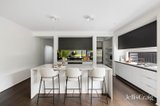 https://images.listonce.com.au/custom/160x/listings/21-dunstan-street-preston-vic-3072/755/01970755_img_14.jpg?2nxYizQUCBg