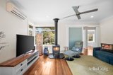 https://images.listonce.com.au/custom/160x/listings/21-eleva-road-healesville-vic-3777/587/01973587_img_02.jpg?PojfKIXt1Xc