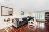 https://images.listonce.com.au/custom/160x/listings/21-erinne-court-st-helena-vic-3088/857/01483857_img_06.jpg?ncyW8emmtns