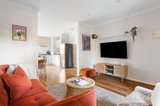 https://images.listonce.com.au/custom/160x/listings/21-esther-street-preston-vic-3072/702/01913702_img_05.jpg?FZHzxB6FIZw