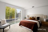 https://images.listonce.com.au/custom/160x/listings/21-eyre-street-reservoir-vic-3073/910/01956910_img_06.jpg?iBH-TQ7HcsY