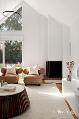 https://images.listonce.com.au/custom/160x/listings/21-eyre-street-reservoir-vic-3073/910/01956910_img_23.jpg?b5jS_X-iGc4