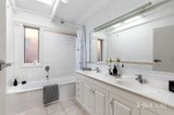 https://images.listonce.com.au/custom/160x/listings/21-fairview-crescent-diamond-creek-vic-3089/800/01765800_img_10.jpg?_xZ2msHQIm4