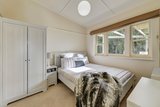 https://images.listonce.com.au/custom/160x/listings/21-finsbury-way-camberwell-vic-3124/585/01796585_img_06.jpg?-cN1-joPsUQ