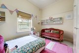 https://images.listonce.com.au/custom/160x/listings/21-finsbury-way-camberwell-vic-3124/585/01796585_img_07.jpg?mbPkThKWFRc