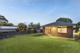 https://images.listonce.com.au/custom/160x/listings/21-frances-avenue-yarra-glen-vic-3775/259/01641259_img_11.jpg?KdmgCYi9Gzw