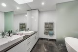 https://images.listonce.com.au/custom/160x/listings/21-gipps-street-richmond-vic-3121/969/01160969_img_11.jpg?0swabihwArc