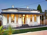 https://images.listonce.com.au/custom/160x/listings/21-gisborne-street-elsternwick-vic-3185/082/01794082_img_01.jpg?6uwH1TGQNcU