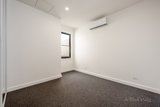 https://images.listonce.com.au/custom/160x/listings/21-glass-st-richmond-vic-3121/766/01831766_img_06.jpg?OAbyfLRTFNY