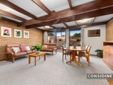 https://images.listonce.com.au/custom/160x/listings/21-glenscott-crescent-strathmore-heights-vic-3041/371/00847371_img_02.jpg?fPjy219VTF0