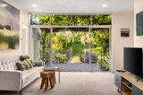 https://images.listonce.com.au/custom/160x/listings/21-grosvenor-street-brighton-vic-3186/902/01925902_img_11.jpg?0O0Fvda1BUk