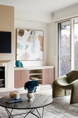 https://images.listonce.com.au/custom/160x/listings/21-guildford-road-surrey-hills-vic-3127/265/01685265_img_06.jpg?9OUopRU8k2k