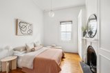 https://images.listonce.com.au/custom/160x/listings/21-henry-street-hawthorn-vic-3122/687/01681687_img_08.jpg?0VZV3q8jzA4