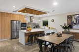 https://images.listonce.com.au/custom/160x/listings/21-hexham-street-warranwood-vic-3134/890/01626890_img_03.jpg?l1CucrnWdIU