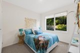 https://images.listonce.com.au/custom/160x/listings/21-hexham-street-warranwood-vic-3134/890/01626890_img_10.jpg?lwQHgiztozU