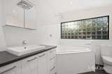 https://images.listonce.com.au/custom/160x/listings/21-highland-crescent-mooroolbark-vic-3138/449/01864449_img_14.jpg?Of_dyPgUrR4