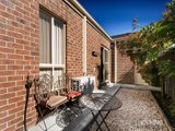 https://images.listonce.com.au/custom/160x/listings/21-huxtable-avenue-altona-north-vic-3025/284/01203284_img_07.jpg?nsgnv5umvYM