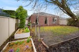 https://images.listonce.com.au/custom/160x/listings/21-imperial-way-canadian-vic-3350/723/01732723_img_13.jpg?m6lKWvk4hNY