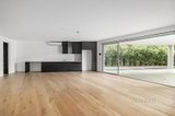 https://images.listonce.com.au/custom/160x/listings/21-kenjulie-drive-bentleigh-east-vic-3165/796/01606796_img_05.jpg?0beOujDqIBY