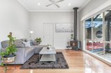 https://images.listonce.com.au/custom/160x/listings/21-langrigg-avenue-edithvale-vic-3196/810/01438810_img_05.jpg?eufelvb77tk