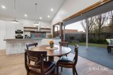 https://images.listonce.com.au/custom/160x/listings/21-lees-street-mckinnon-vic-3204/008/01978008_img_08.jpg?jfcXKGJwIlI