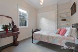 https://images.listonce.com.au/custom/160x/listings/21-lees-street-mckinnon-vic-3204/008/01978008_img_11.jpg?dWRUVQ-c-ms