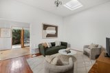 https://images.listonce.com.au/custom/160x/listings/21-leopold-street-south-yarra-vic-3141/892/01521892_img_06.jpg?6Y2k-51UVn4