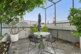 https://images.listonce.com.au/custom/160x/listings/21-leslie-street-richmond-vic-3121/014/01916014_img_03.jpg?B2V98Q3nrik