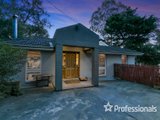 https://images.listonce.com.au/custom/160x/listings/21-little-john-road-warranwood-vic-3134/812/01525812_img_02.jpg?TVQvQmVeLtg