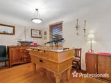 https://images.listonce.com.au/custom/160x/listings/21-little-john-road-warranwood-vic-3134/812/01525812_img_09.jpg?J8iekRlUrDg