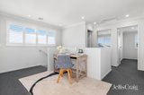 https://images.listonce.com.au/custom/160x/listings/21-makalu-circuit-clyde-north-vic-3978/264/01951264_img_07.jpg?YT4fotKRdg4