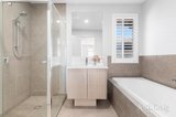 https://images.listonce.com.au/custom/160x/listings/21-makalu-circuit-clyde-north-vic-3978/264/01951264_img_09.jpg?iDC7OcwdarI