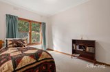 https://images.listonce.com.au/custom/160x/listings/21-malcolm-street-blackburn-vic-3130/263/01975263_img_07.jpg?ECKfvudI0aw