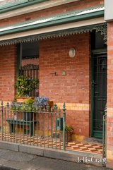 https://images.listonce.com.au/custom/160x/listings/21-mary-street-carlton-north-vic-3054/655/01905655_img_17.jpg?kjcA53s8U9A