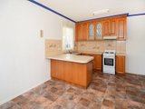 https://images.listonce.com.au/custom/160x/listings/21-matlock-street-herne-hill-vic-3218/494/01699494_img_05.jpg?y7IEV7s-KFU