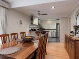 https://images.listonce.com.au/custom/160x/listings/21-meadowlark-lane-mooroolbark-vic-3138/538/01524538_img_05.jpg?Yw6UQFSVUvk