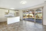 https://images.listonce.com.au/custom/160x/listings/21-newell-court-campbells-creek-vic-3451/580/00828580_img_03.jpg?VZLnwoCDcDU