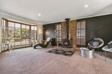 https://images.listonce.com.au/custom/160x/listings/21-patricia-way-woodend-vic-3442/014/00515014_img_02.jpg?rPICmX-oCQE