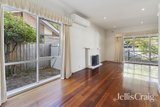 https://images.listonce.com.au/custom/160x/listings/21-paul-street-cheltenham-vic-3192/792/01887792_img_04.jpg?0EZjKfkS_o4