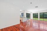 https://images.listonce.com.au/custom/160x/listings/21-peak-st-malvern-east-vic-3145/070/01612070_img_04.jpg?4IxqjPqrIqk