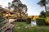 https://images.listonce.com.au/custom/160x/listings/21-perversi-avenue-diamond-creek-vic-3089/199/01627199_img_14.jpg?m-2-dr6SHpo