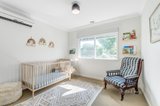 https://images.listonce.com.au/custom/160x/listings/21-philip-street-heathmont-vic-3135/030/01929030_img_07.jpg?b1CT6k0uLFQ