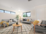 https://images.listonce.com.au/custom/160x/listings/21-pioneer-close-vermont-south-vic-3133/277/00973277_img_05.jpg?wvLqrVDT3zI