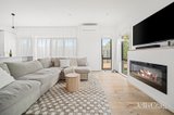 https://images.listonce.com.au/custom/160x/listings/21-powlett-street-mordialloc-vic-3195/982/01779982_img_02.jpg?XhfAgIOmY_o