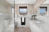 https://images.listonce.com.au/custom/160x/listings/21-premier-avenue-mitcham-vic-3132/889/01898889_img_11.jpg?aMsYhHAtLKU