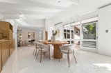 https://images.listonce.com.au/custom/160x/listings/21-regent-street-mount-waverley-vic-3149/813/01978813_img_06.jpg?Szvj1McH9jI